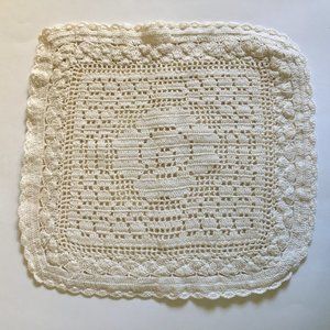 Handmade vintage crochet decorative pillowcase. 12'x12'